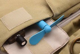 Build Excellent &reg; Summer Essential Mobile USB-Powered Portable Fan Super Strong Wind with Low Power Consumption...