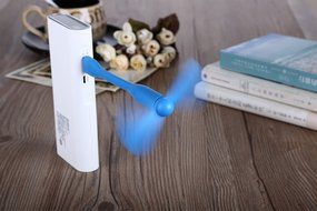 Build Excellent &reg; Summer Essential Mobile USB-Powered Portable Fan Super Strong Wind with Low Power Consumption... N2