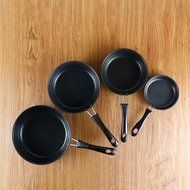 Yaheeda Fry Egg Pan Cookware,Wrought Iron Non-Stick Coating Induction Compatible Bottom Cooker,Diameter 22cm/8.7" N3
