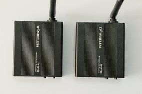TP-WIRELESS 2.4GHz Digital Wireless HDCD Audio Adapter Music Sound Transmitter and Receiver N7