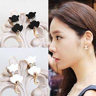 Fashion Women Lady Crystal Rhinestone Cute Cat Stud Earrings Jewelry 1 Pair