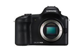 Samsung Galaxy NX EK-GN120ZKZXAR Galaxy Wireless Smart Android 4G 20.3MP Camera (Body Only) (Black) N4