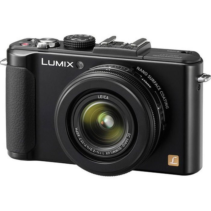Panasonic LUMIX DMC-LX7W 10.1 MP Digital Camera with 7.5x Intelligent zoom and 3.0-inch LCD - White N2