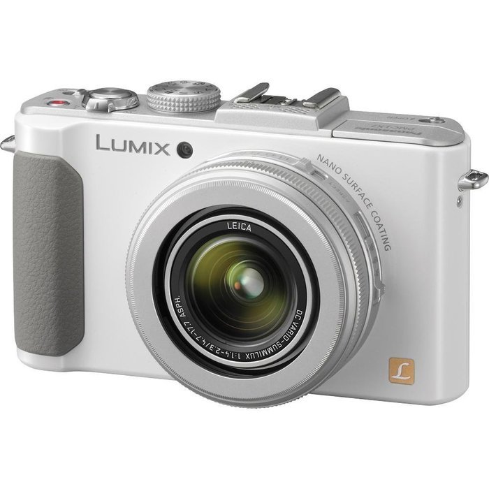 Panasonic LUMIX DMC-LX7W 10.1 MP Digital Camera with 7.5x Intelligent zoom and 3.0-inch LCD - White N3