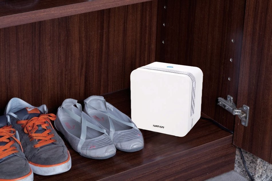 Ivation ERSDM18 Mini Dehumidifier with Both Peltier & Exclusive ERS Technologies for Power Efficiency & Better... N2