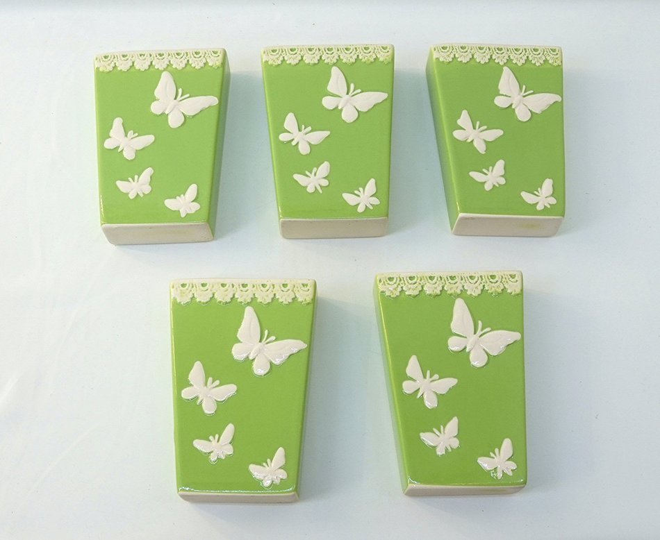 Cuorifoglio 0265T Radiators Humidifier, Ceramic, White Butterflies on a Green Background, Trapezoid Shape (Pack...