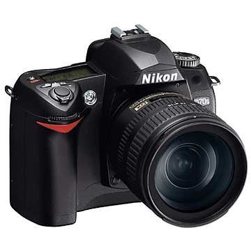 Nikon D70S 6.1MP Digital SLR Camera Kit with 18-70mm Nikkor Lens N13