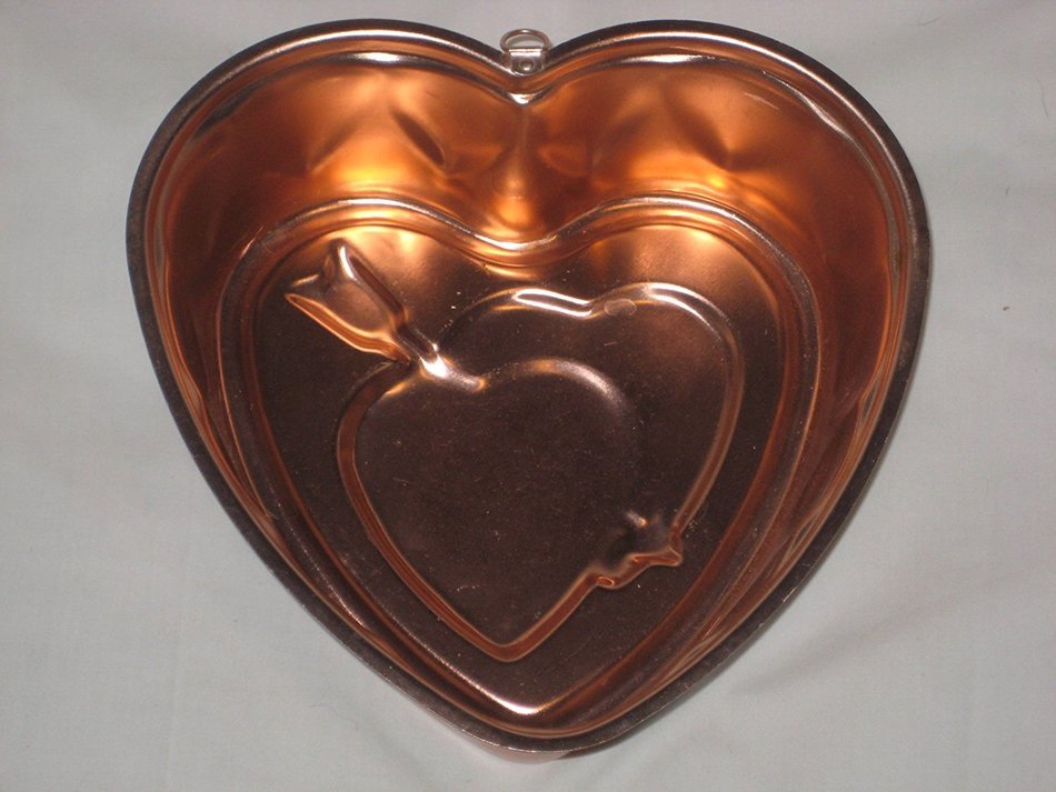 Coppertone Aluminum Heart & Arrow Jell-O Mold Cake Baking Pan N2