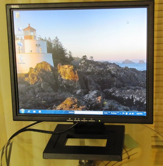 Dell 17" / 17 inch LCD Panel, Model # E171FP N3