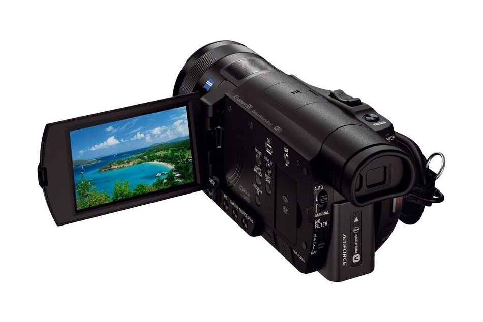 Sony HDRCX900/B Video Camera with 3.5-Inch LCD (Black) w/ Memory N5