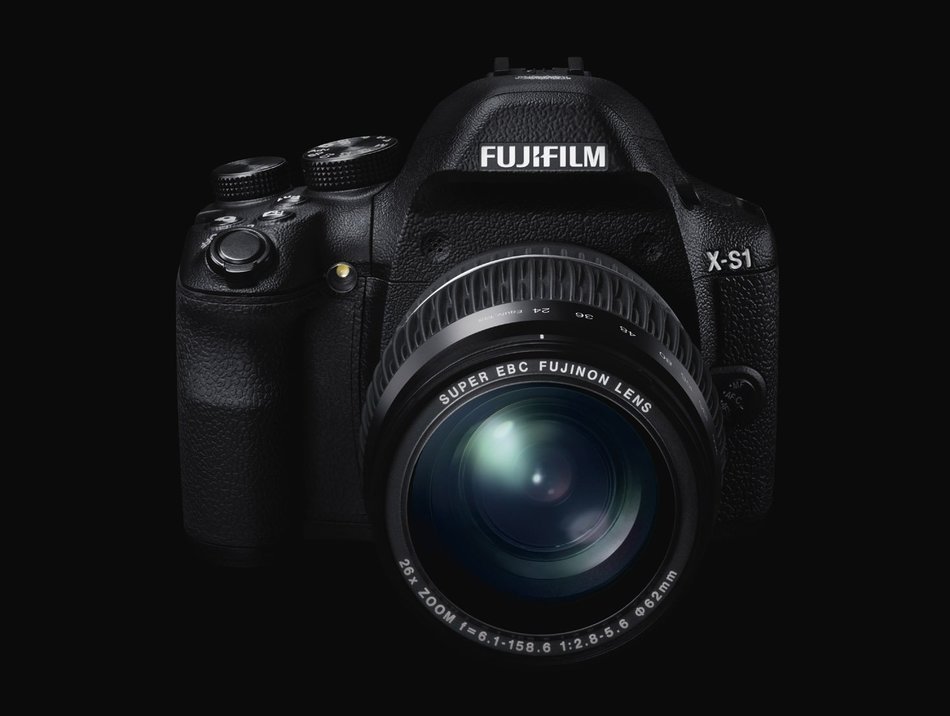 FUJIFILM Digital Camera X-S1 12MP 2/3-inch EXR-CMOS Wide angle24mm x26 Optical Zoom F FX-X-S1 N12