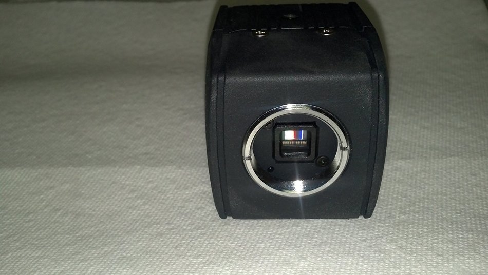 PELCO CCC1370H2 HIGH-RESOLUTION DIGITAL COLOR CAMERA N2