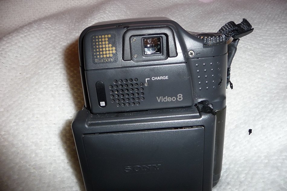 Sony HandyCam CCD-SC5 Camcorder - Dark Gray N5