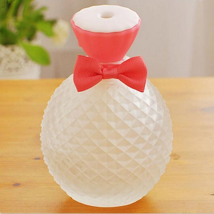 YJY 300mL Crystal Glass Bottle Aromatherapy Essential Oil Diffuser - USB Silent Ultrasonic Waterless Auto Shut-off... N6