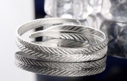 New Fashion Jewelry Women's Silver Plated Feather Open Cuff Bangle Bracelet N2