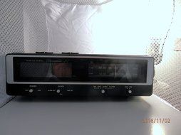Realistic Radio Model No 12-1520