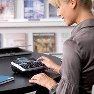 DYMO LabelManager Plug N Play Label Maker for PC or Mac (1768960) N18