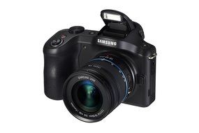 Samsung Galaxy NX EK-GN120ZKZXAR Galaxy Wireless Smart Android 4G 20.3MP Camera (Body Only) (Black) N9