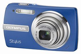 Olympus Stylus 840 8.0 MP Digital Camera with 5x Optical Dual Image Stabilized Zoom (Pink) N3