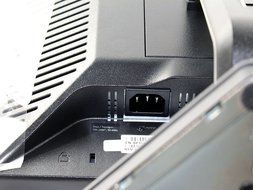 Dell 15&quot; Monitor E157FPc Flat Panel LCD VGA Computer Display Screen 1024x768 FJ061 N3