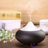 VicTsing Aromatherapy Cool Mist Humidifier with 7 Color LED Lights, Wood Grain, 140ml N2