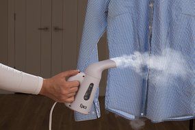 Epica High-Power Handheld Fabric Steamer, 3-Year Warranty, 60-second Heat-up, 8 Minutes of Steam N3