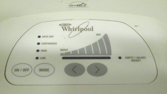 Whirlpool Gold AD50USS0 Dehumidifier 50 Pints 24 hours