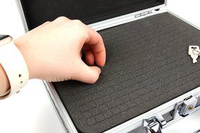 Protective Silver Aluminium Flight Case With Shock Absorbing D.I.Y Customizable Foam Interior - Compatible with... N6