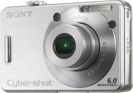 Sony Cybershot DSCW50 6MP Digital Camera with 3x Optical Zoom N7