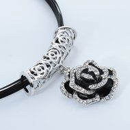 Morenitor[TM]Choker Necklace Rose Pendant with Leather Rope Chain Necklace. N2