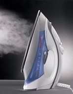 SINGER Perfect Finish II 1700 Watt Steam Iron N2