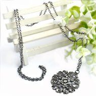 Occident Fashion Retro Hollow Out Flower With Clear Crystal Long Chain Necklace