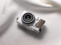 Olympus XZ-2 Digital Camera (White) - International Version (No Warranty) N2
