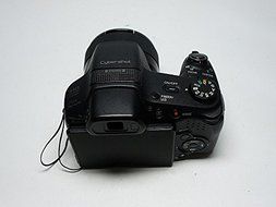 Sony Cybershot HX200V 18.2 Megapixels 30 times zoom N2