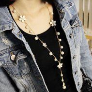 Fashion Women Pearl Flower Sweater Chain Long Pendant Necklace New Jewelry N3