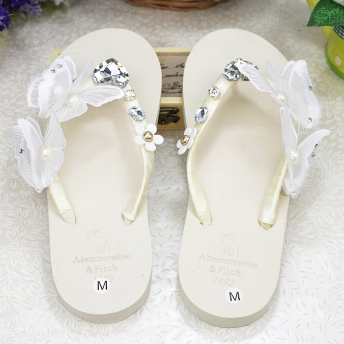 KAKA(TM) Women's Fashion Rhinestone Glitter Studded Crystal Flower Thong Sandals Flip Flops Sandals White 35-36 N6