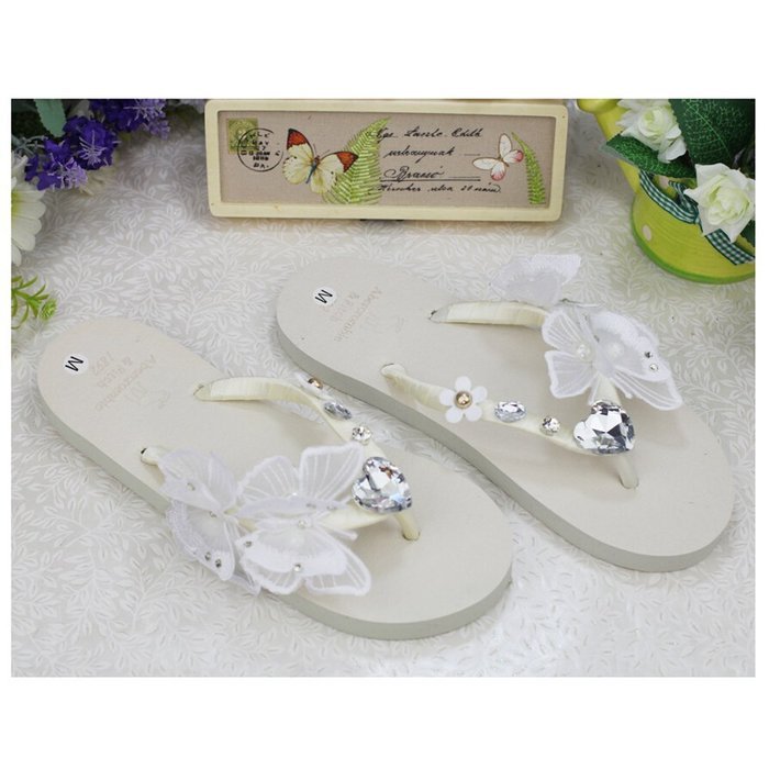 KAKA(TM) Women's Fashion Rhinestone Glitter Studded Crystal Flower Thong Sandals Flip Flops Sandals White 35-36 N7