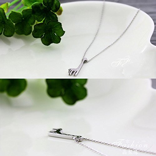 Cartoon Mini Fawn Bambi Giraffe Pendant Necklace Fashion Female Clavicle Chain
