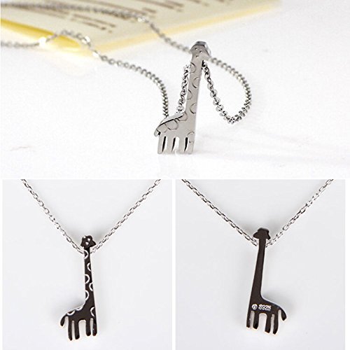 Cartoon Mini Fawn Bambi Giraffe Pendant Necklace Fashion Female Clavicle Chain N2