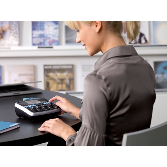 DYMO LabelManager Plug N Play Label Maker for PC or Mac (1768960) N26