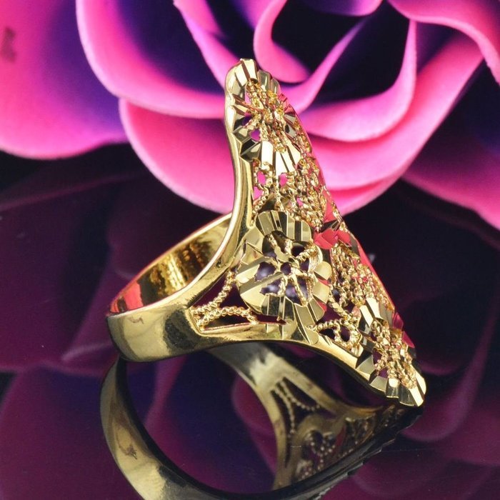 Luxury Hollow Gold Filled Charm Junoesque rings Size 9 Jewelry Wedding Party