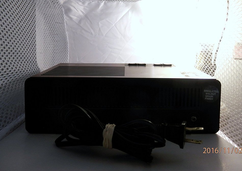 Realistic Radio Model No 12-1520 N2