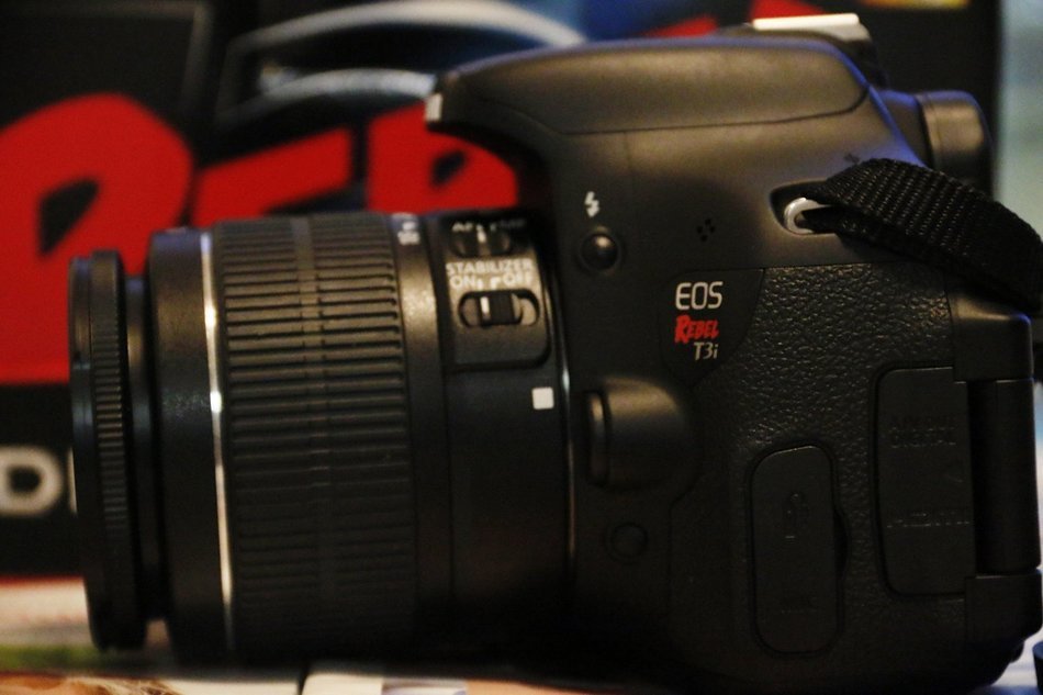 Canon EOS Rebel T3i 18 MP CMOS Digital SLR Camera and DIGIC 4 Imaging with EF-S 18-55mm f/3.5-5.6 IS Lens N6