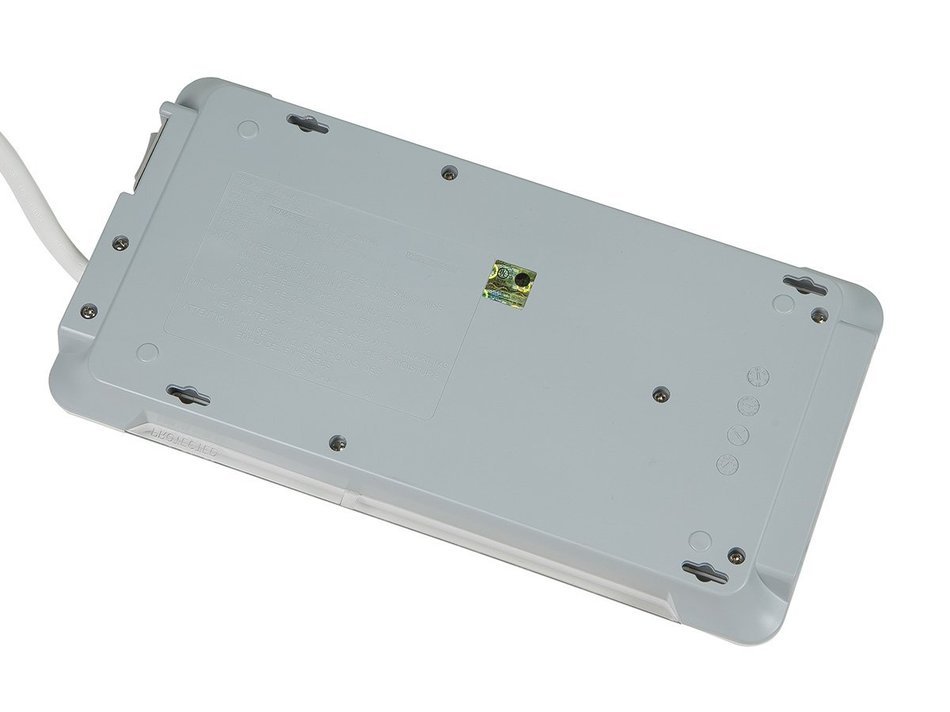 Monoprice 109203 12 Outlet Power Surge Protector with 2 Built-In USB Charger Ports, 4230 Joules N2
