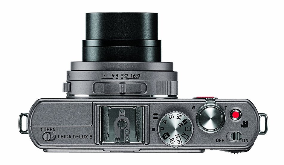 Leica D-LUX5 10.1 MP Compact Digital Camera with Super-Fast f/2.0 Lens, 3.8x Zoom Lens, 3" LCD Display, O.I.S.... N4