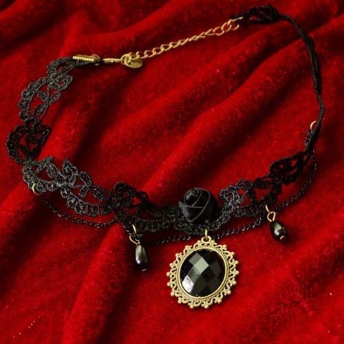 Vintage Gothic Lolita Choker Necklace Victorian Vampire Jewellery Pendant