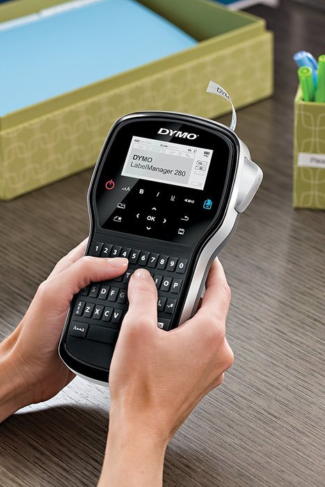 DYMO LabelManager Plug N Play Label Maker for PC or Mac (1768960) N81
