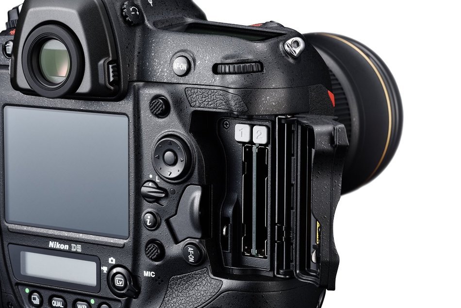 Nikon D5 20.8 MP FX-Format Digital SLR Camera Body (XQD Version) Memory Card Bundle N4