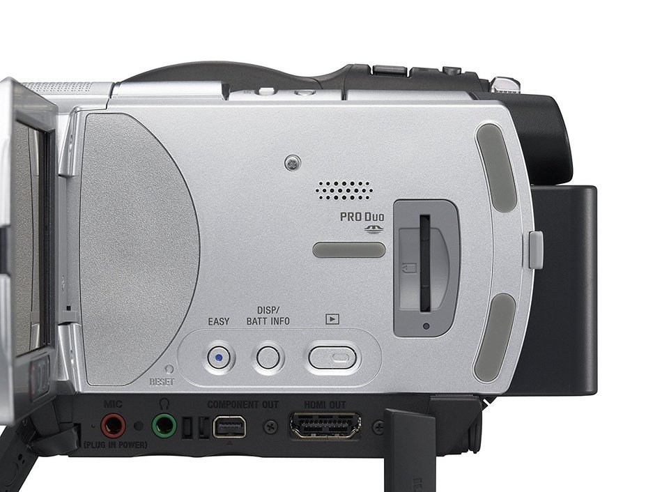Sony HDR-UX7 6MP AVCHD DVD High Definition Camcorder with 10x Optical Zoom (Discontinued by Manufacturer) N5