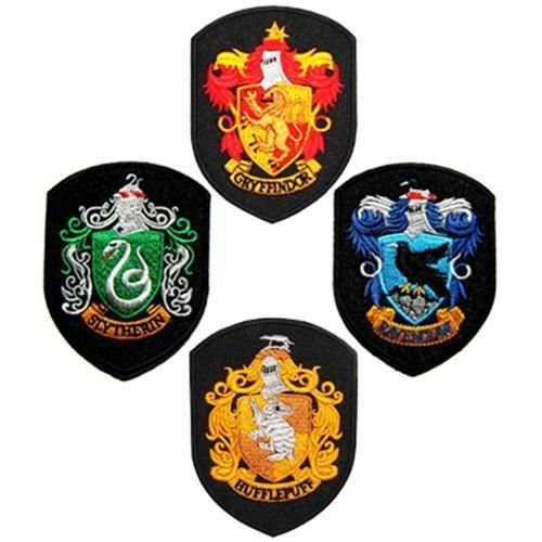 4 of Harry Potter Gryffindor Slytherin Ravenclaw Hufflepuff Hogwarts ...